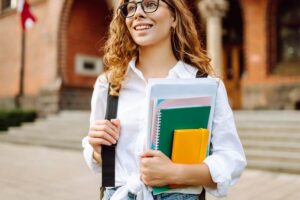 Becas para estudiantes de universidades privadas